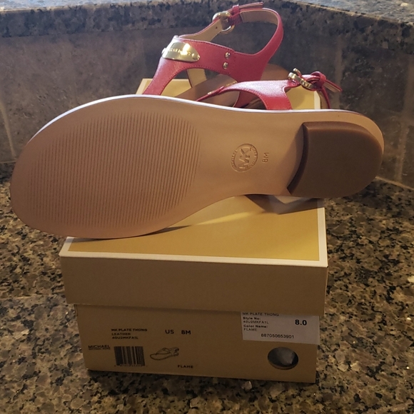 MK sandals - Picture 3 of 3